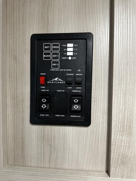 2025 Forest River Silver Lake 2700 BH - Image 18