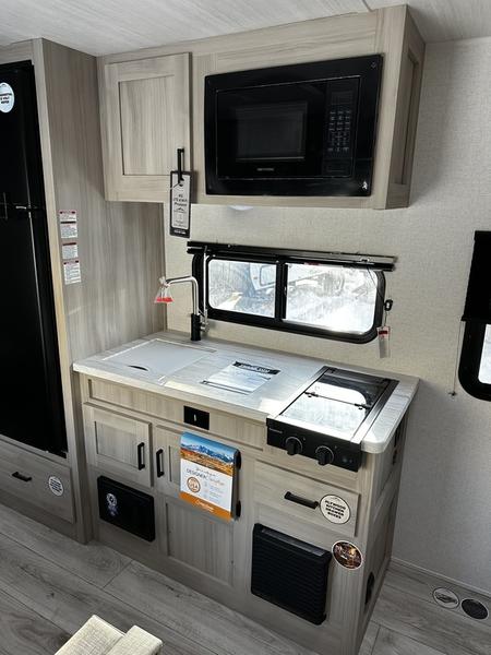 2025 Forest River Della Terra 160RBXLE - Image 8