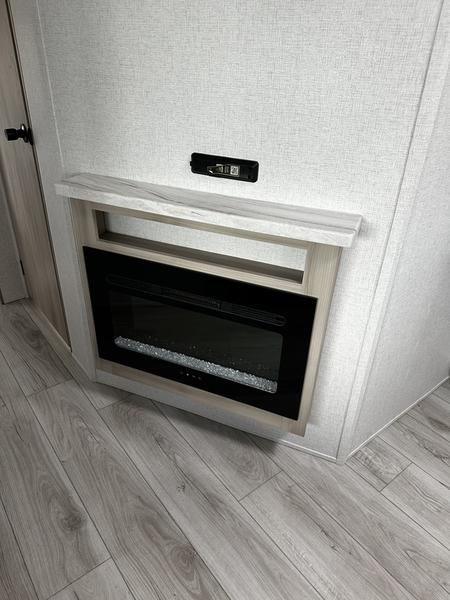 2025 Forest River Silver Lake 3250QB - Image 12