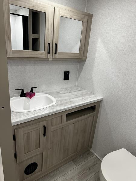 2025 Forest River Silver Lake 2600RB - Image 17