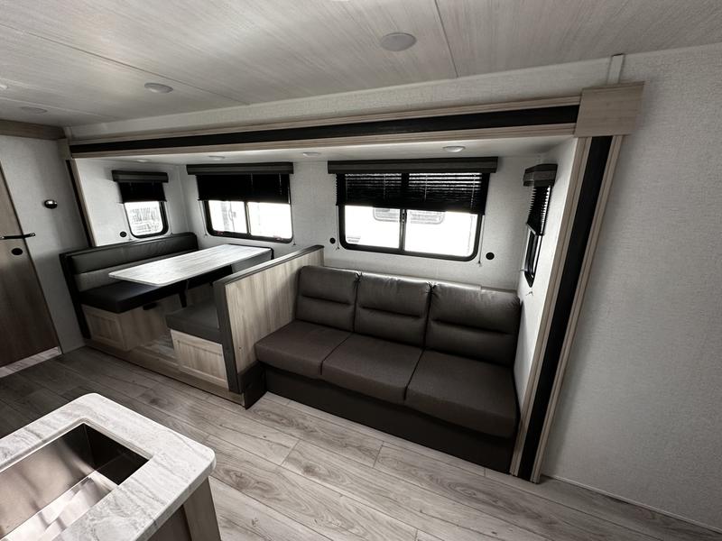 2025 Forest River Silver Lake 3250QB - Image 6