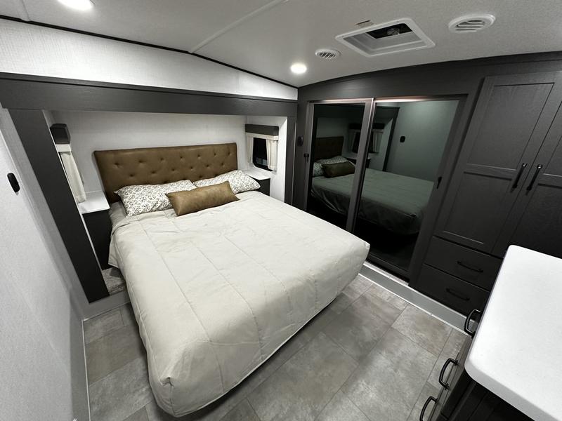 2025 Forest River Flagstaff Classic F281RK - Image 22