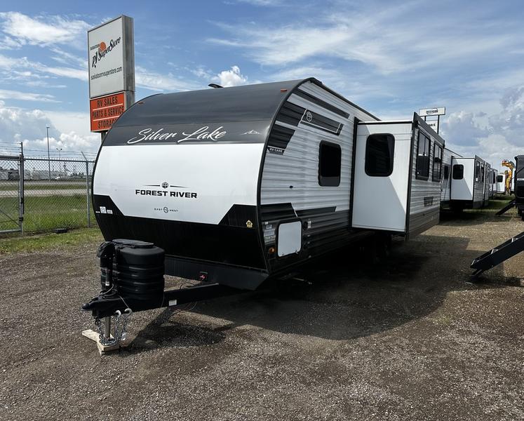 2025 Forest River Silver Lake 2700 BH - Image 3