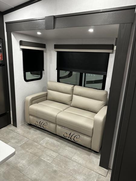 2025 Forest River Flagstaff Classic F281RK - Image 12