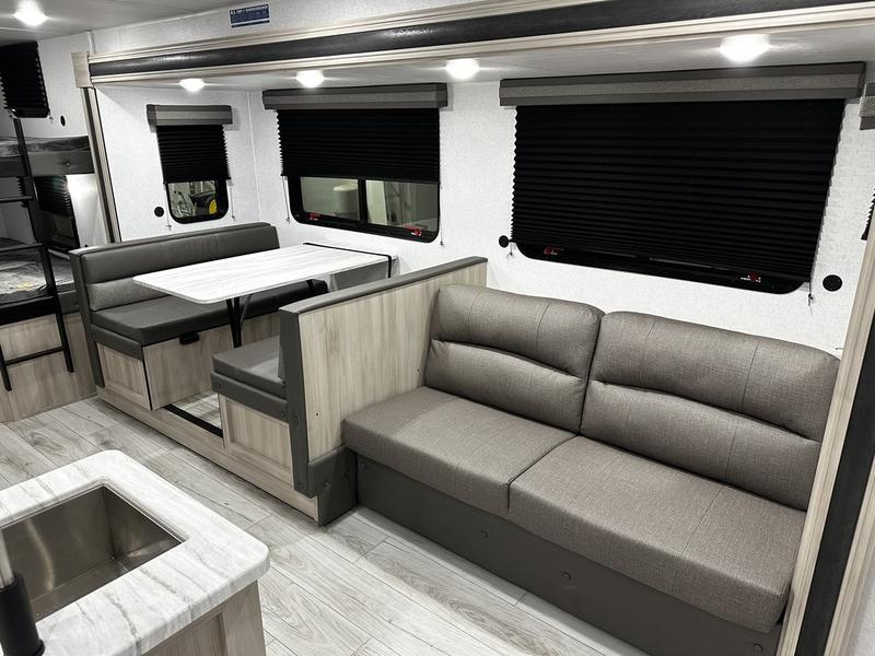 2025 Forest River Silver Lake 2700 BH - Image 7