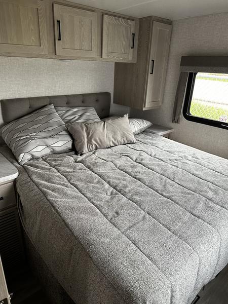 2023 Forest River Flagstaff Micro Lite 25FKS - Image 11