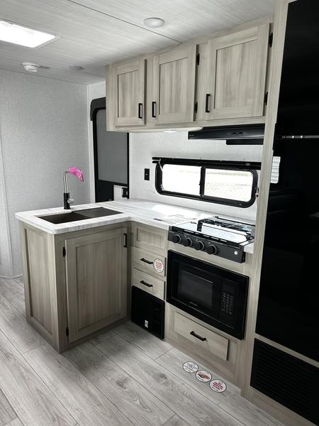 2025 Forest River Silver Lake 3250QB - Image 11