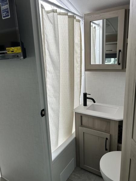 2025 Forest River Flagstaff E-Pro E20FK - Image 14