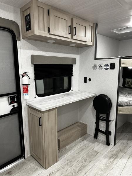 2025 Forest River Della Terra 170BHXLE - Image 5