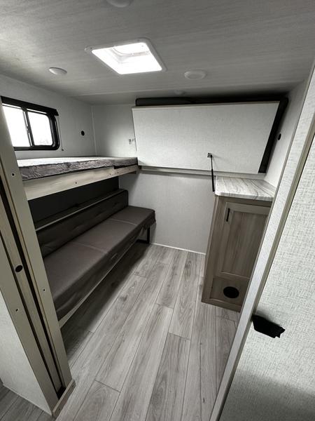 2025 Forest River Silver Lake 3250QB - Image 18