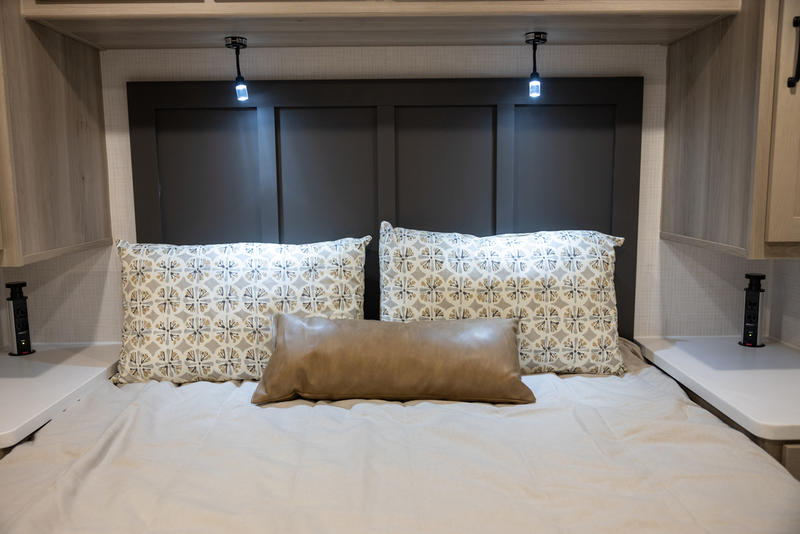 2025 Forest River Flagstaff Micro Lite 25FKB - Image 18