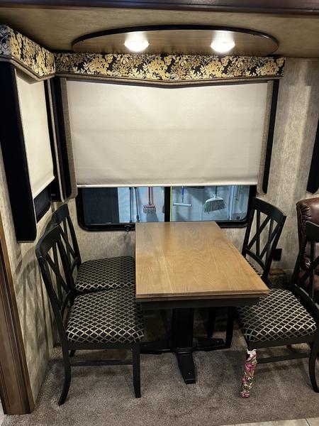 2016 Keystone RV Montana High Country 343RL - Image 5