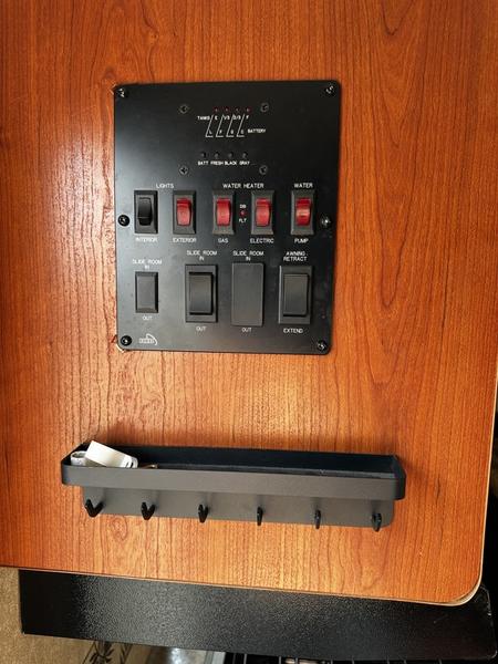 2012 Dutchmen Aerolite 215BHKS - Image 4