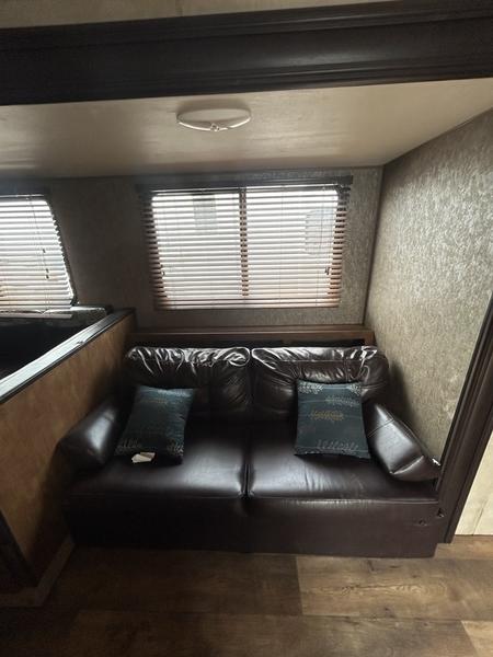 2017 Forest River Wildwood X-Lite 263BHXL - Image 13